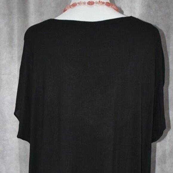 Premise Woman Black Top - Picture 2 of 2